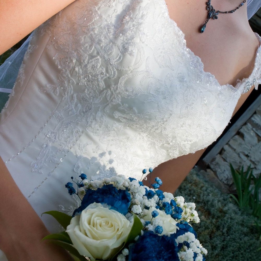 🌸 Maggie Sottero Couture 🌸 2007 wedding gown - worn once - never altered!